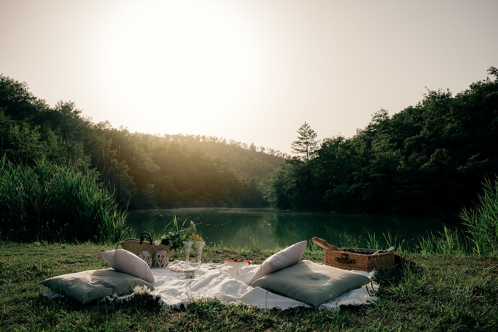 A Picnic by the Lake with BioAlberti: A Unique Experience in the Umbrian Nature